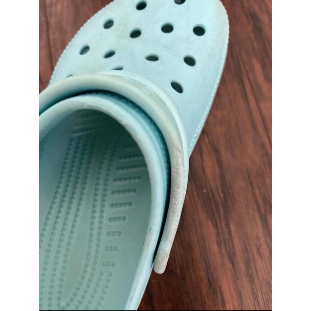 Crocs - Picture 5 of 6